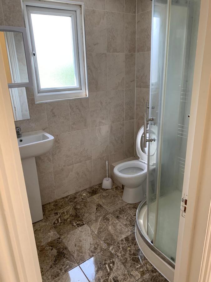 Grand Heights Suites Londra Dış mekan fotoğraf