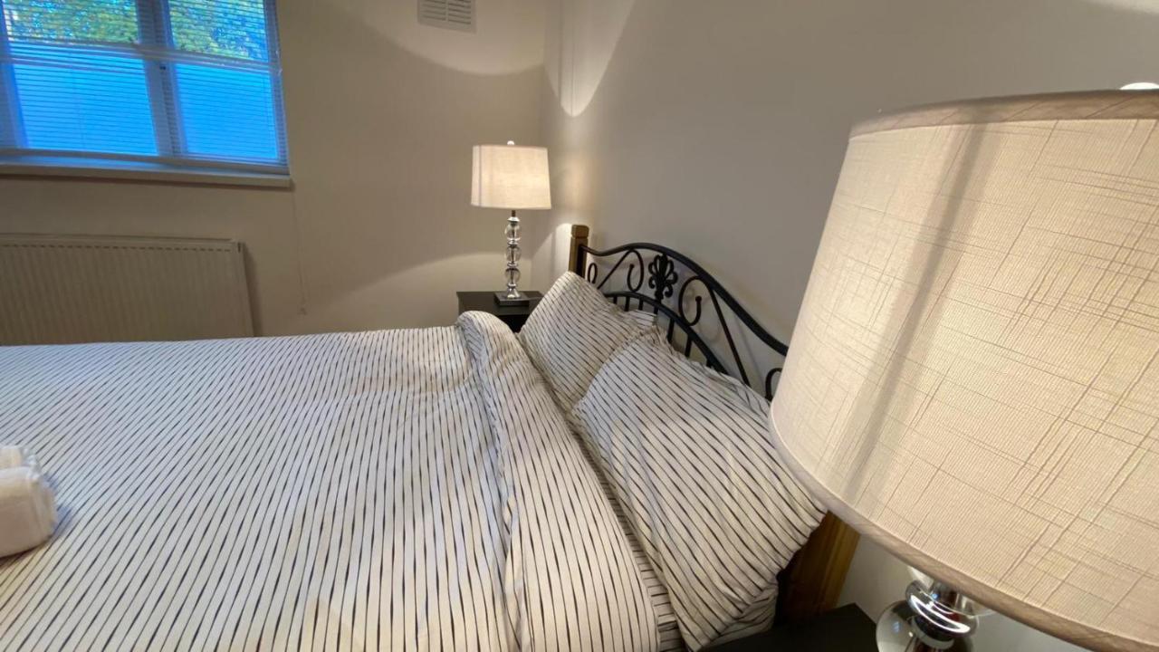 Grand Heights Suites Londra Dış mekan fotoğraf