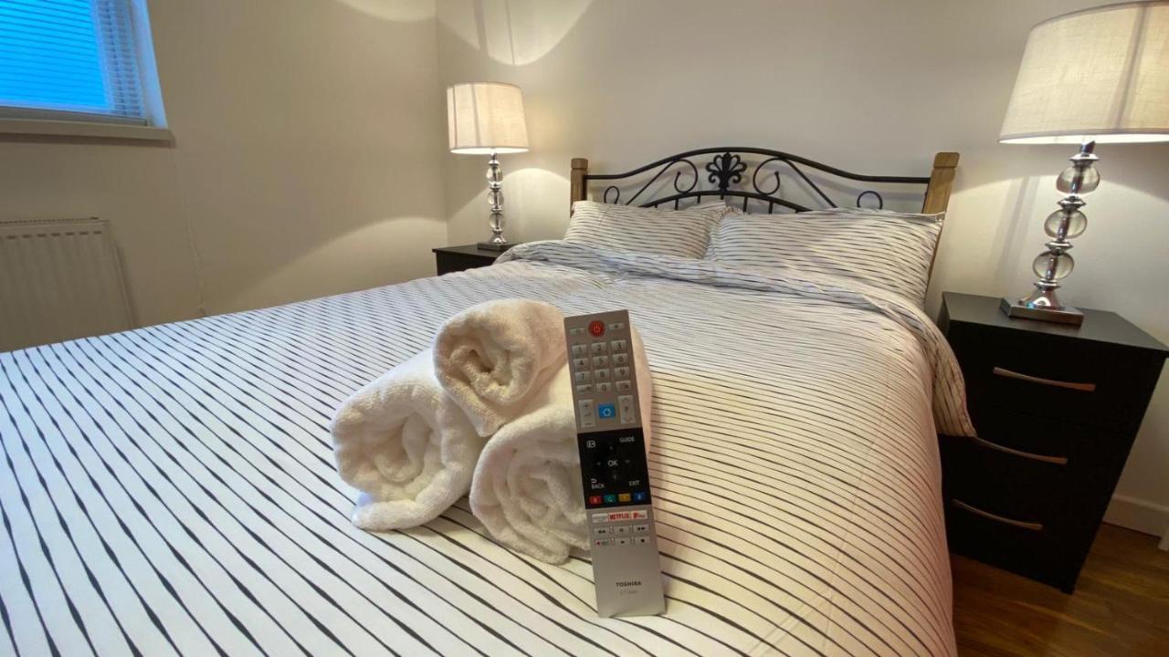 Grand Heights Suites Londra Dış mekan fotoğraf